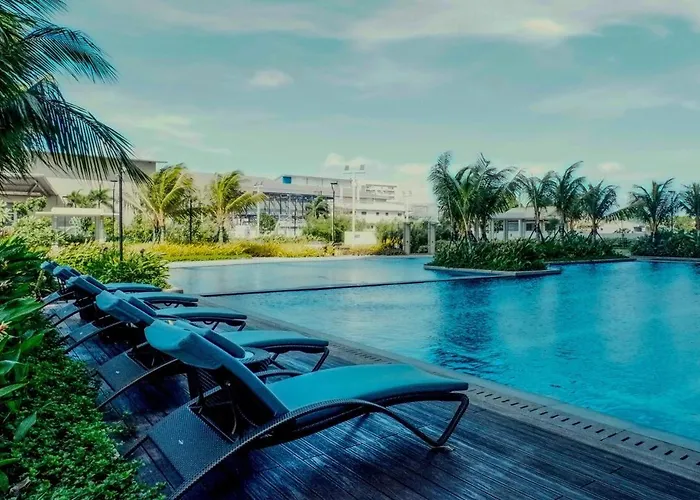 2br With Balcony And Pool Near Robinsons Pinas * Manille