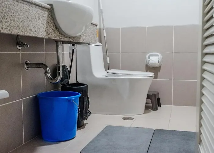 Appartement 2br With Balcony And Pool Near Robinsons Pinas
