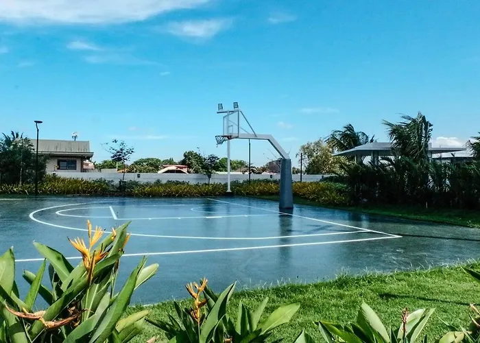 2br With Balcony And Pool Near Robinsons Pinas Manille